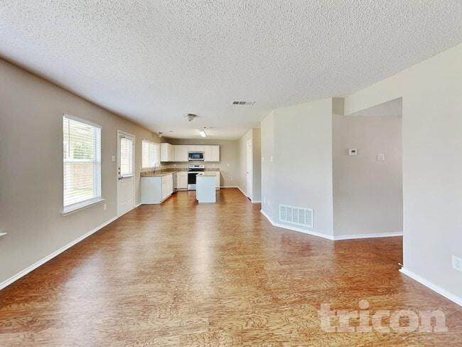 Foto del edificio - 3620 Mountain Ranch Rd