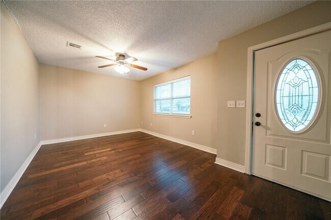 Foto del edificio - 2404 SE 9th St