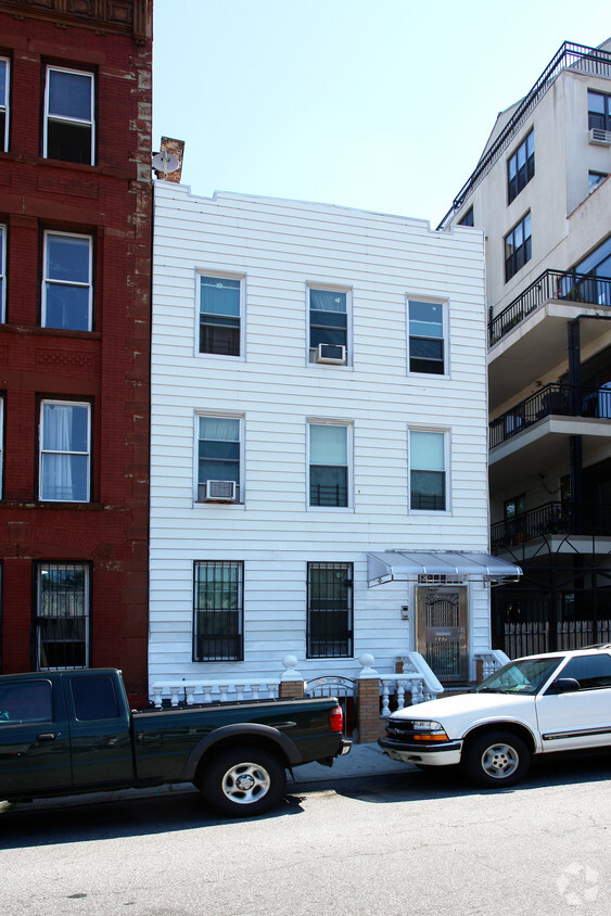 227 15th St, Brooklyn, NY 11215 - Apartments In Brooklyn, NY ...