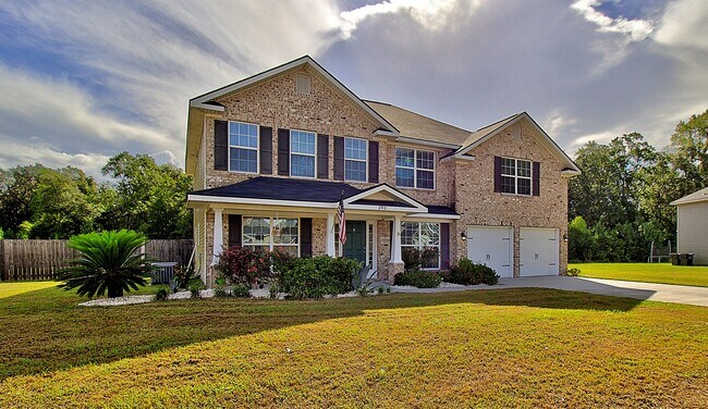 Foto del edificio - 290 Nashview Trail