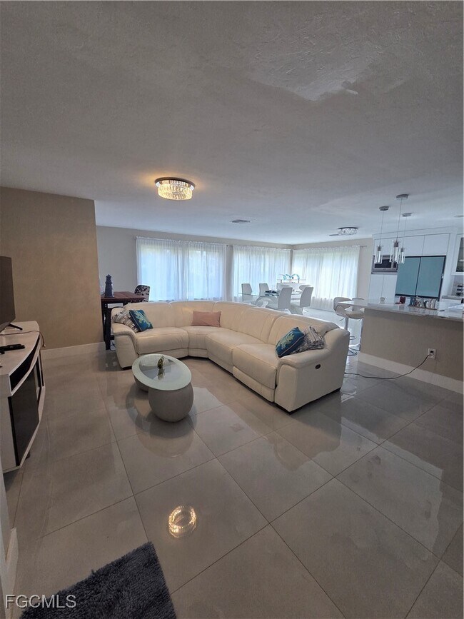 Foto del edificio - 280 Lanchester Ct