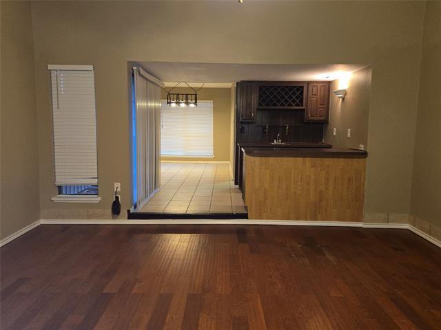 Foto del edificio - 5101 Stanley Dr