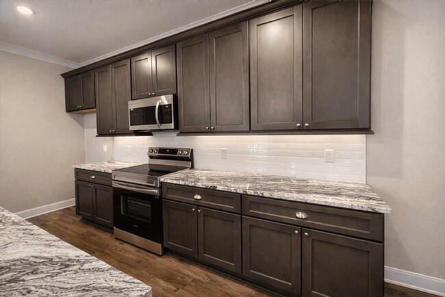 Foto del edificio - 8919 Summerwood Bnd