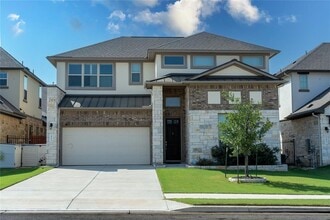Building Photo - 2913 Zelma Dr