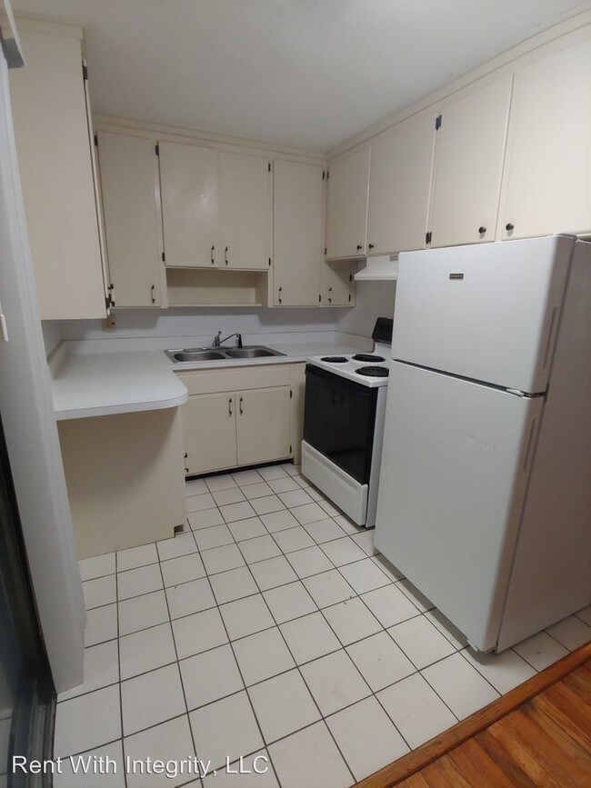 Building Photo - 3 br, 1 bath House - 1835 Jackson Bluff Road