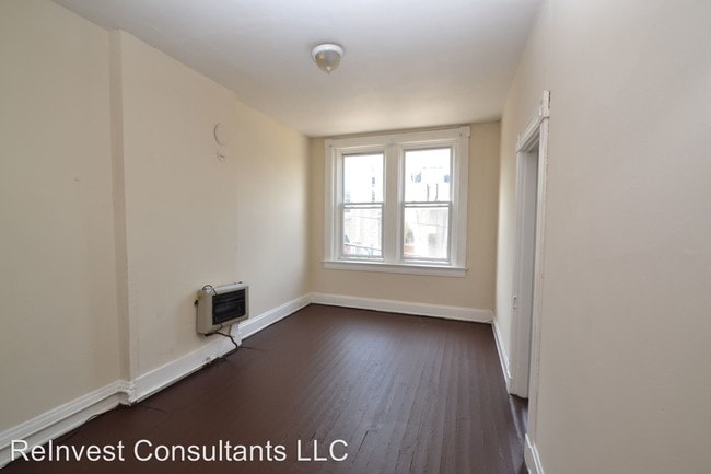 Building Photo - 1042 Marshall Ave