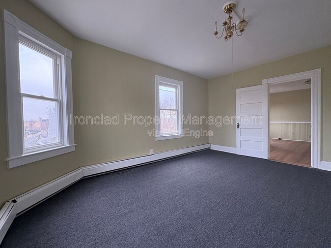 Photo - 242 Washington St Apartment