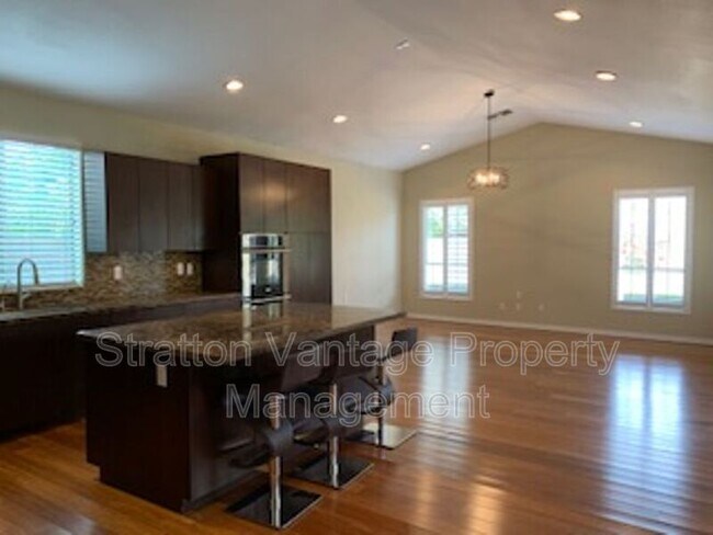 Foto del edificio - 5936 E Woodridge Dr