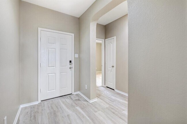 Building Photo - 131 Connor Elkins Dr