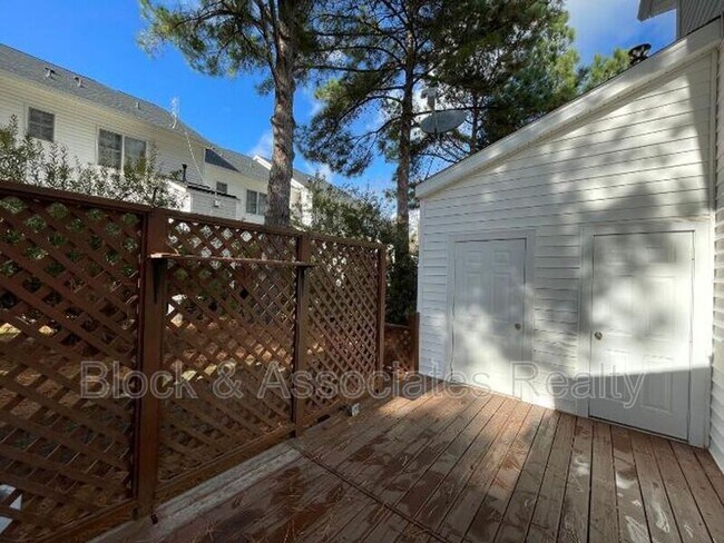 Building Photo - 5506 Cottonrose Ln