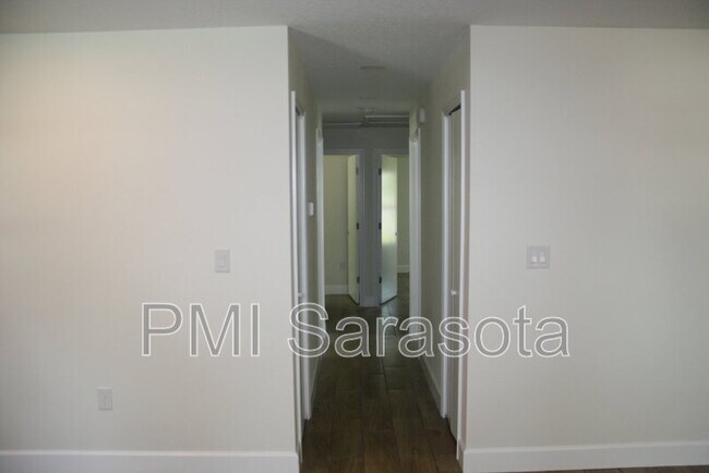 Building Photo - 2932 Gillespie Ave