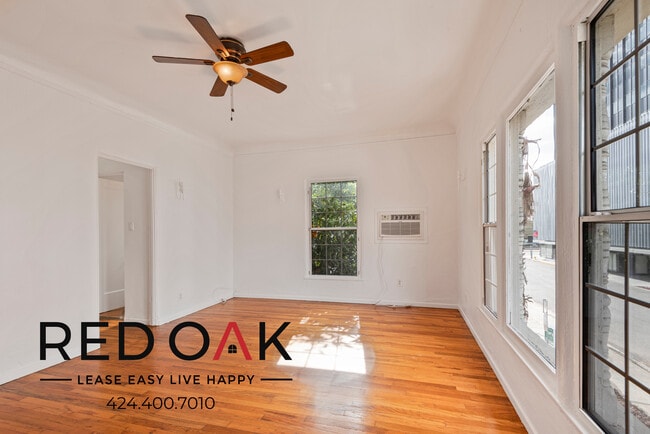 Building Photo - 660 Cochran Ave