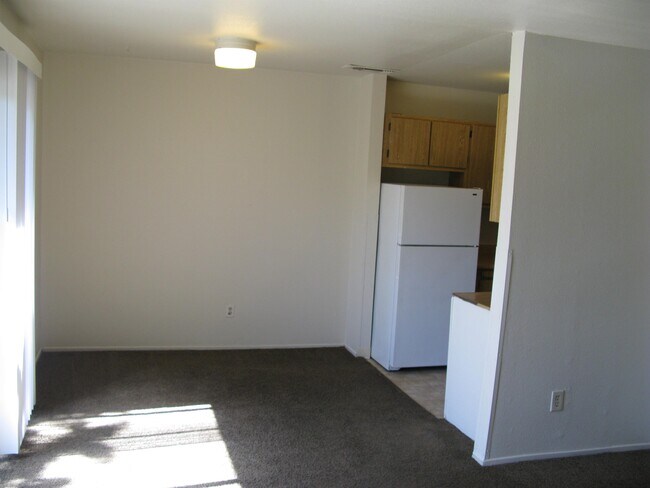 Building Photo - 250 Cleveland Ave