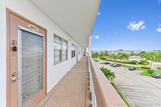 Building Photo - 4055 Wolverton C