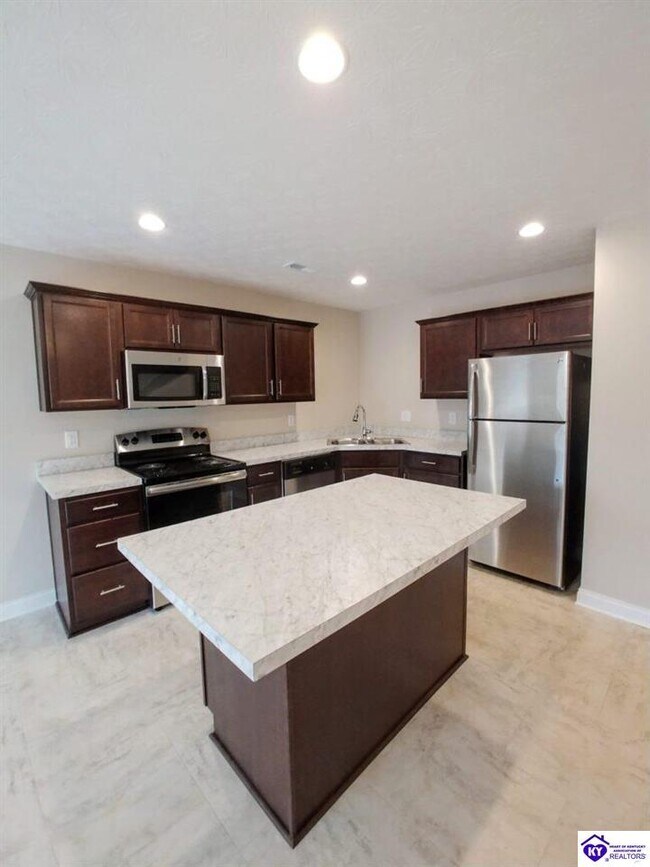 Foto del edificio - 604 Moscato Cir