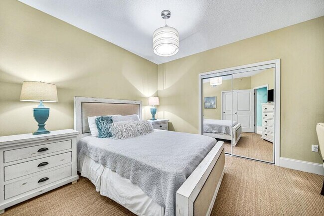 Foto del edificio - 28103 Perdido Beach Blvd
