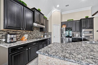 Building Photo - 2624 Holbrook Springs Ln