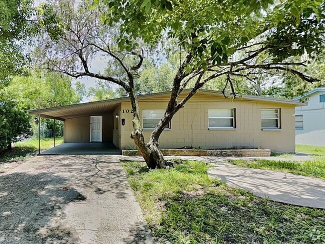 Building Photo - 1020 Lincoln Terrace