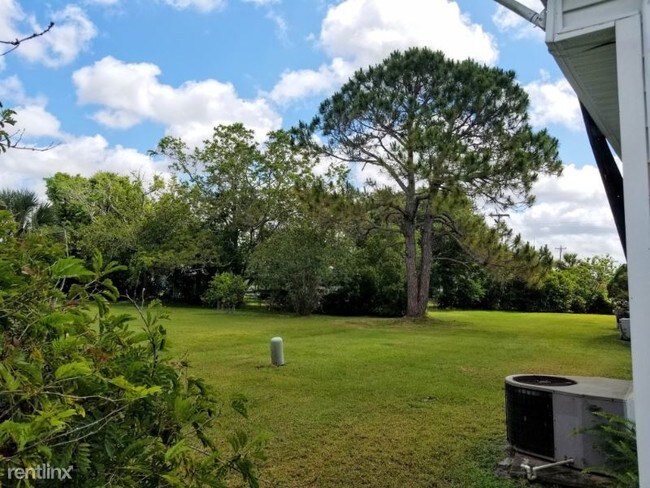 Foto del edificio - 3 br, 2 bath Mobile Home - 476 Outer Dr