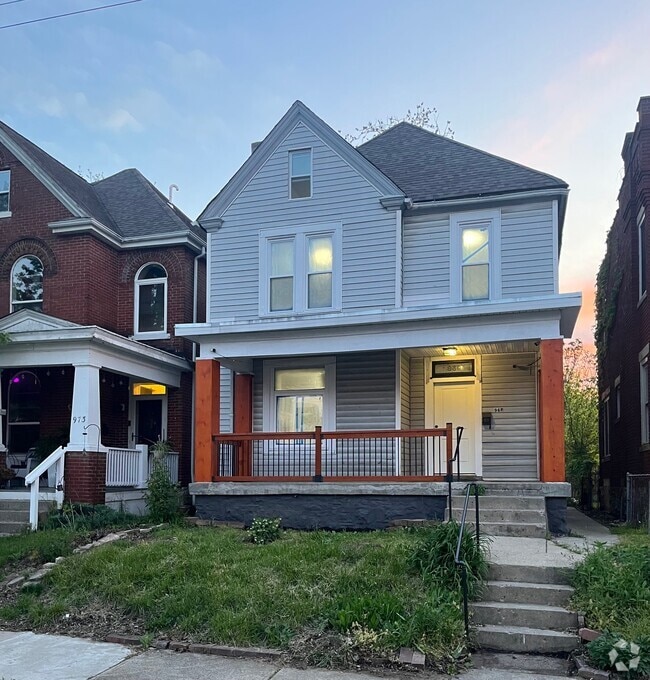 Building Photo - 969 Wilson Ave