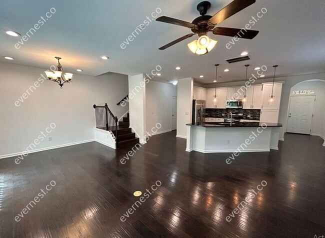 Foto del edificio - 1624 Lenox Overlook Rd