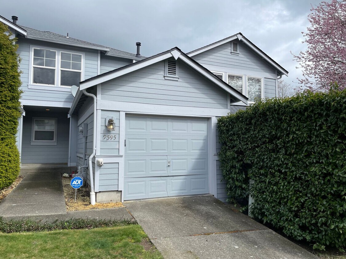 Primary Photo - Exclusive Summerwind Town Home Community