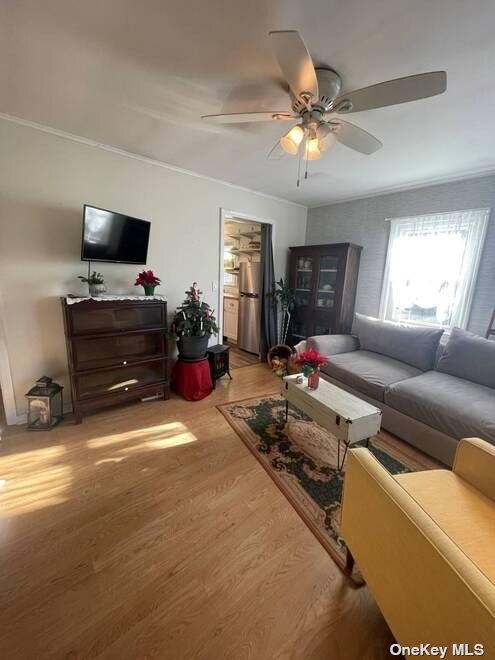 Primary Photo - 30 Maple St