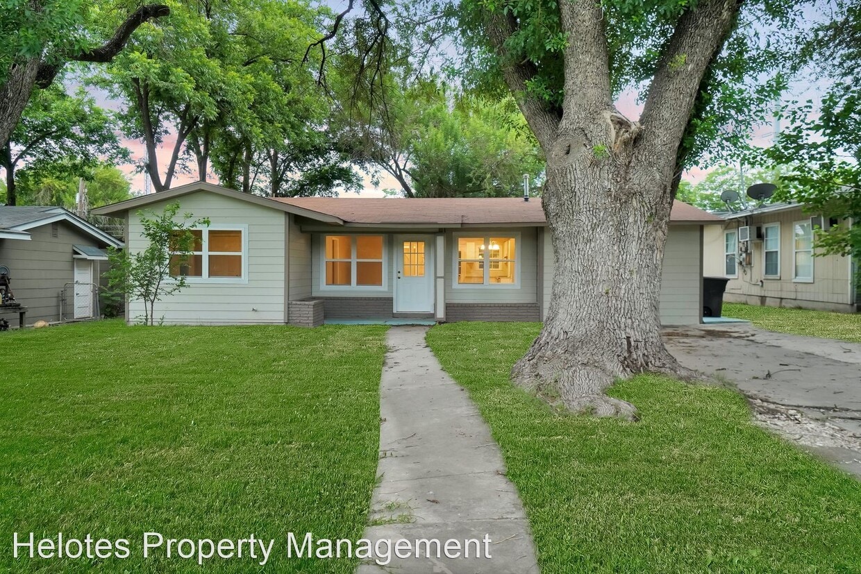 Primary Photo - 4 br, 2 bath House - 650 Burwood Ln