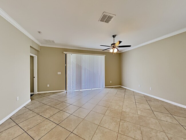 Foto del edificio - 13306 Wellington Hills Dr