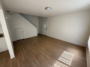 Building Photo - 7535 Hellman Ave
