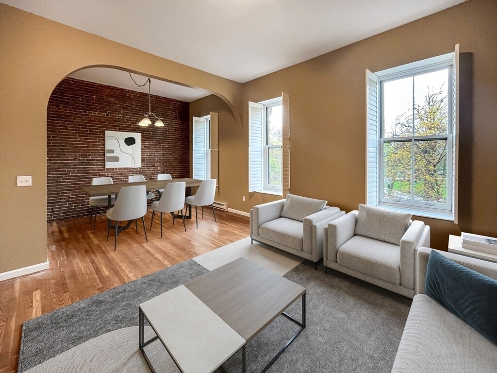 Foto principal - 37 West Newton St