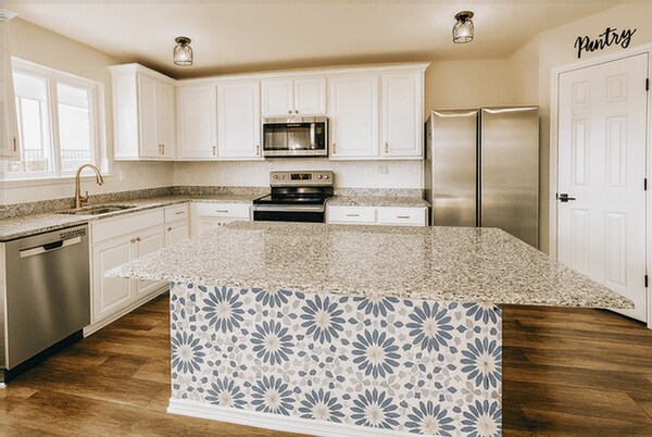 Foto del edificio - 6135 Willow Point Blvd
