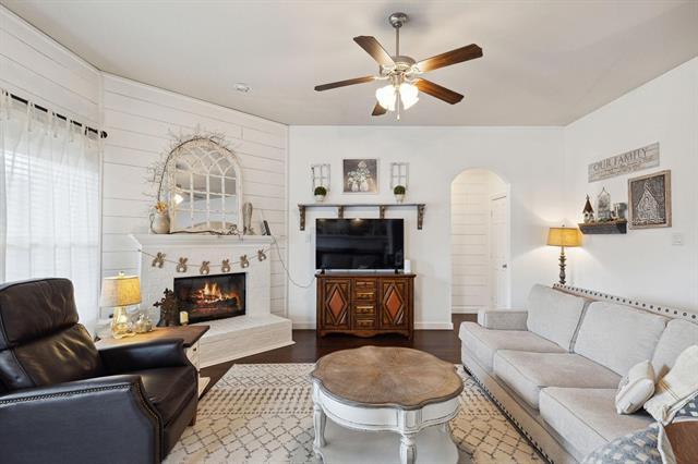 Foto del edificio - 525 Braewick Dr