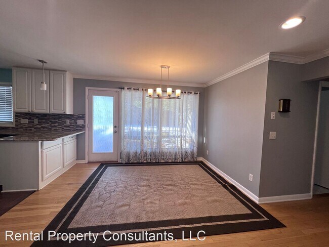 Foto del edificio - 4 br, 3 bath House - 4116 Burton St. SE