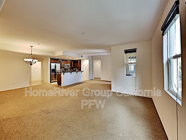 Building Photo - 259 Riverdale Ct