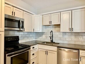 Building Photo - 4410 Jarboe St