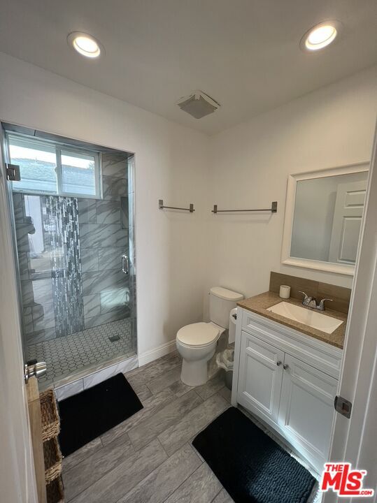 Foto del edificio - 22602 Hatteras St