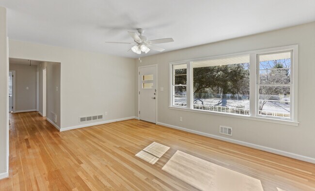 Foto del edificio - 3534 N Druid Hills Rd