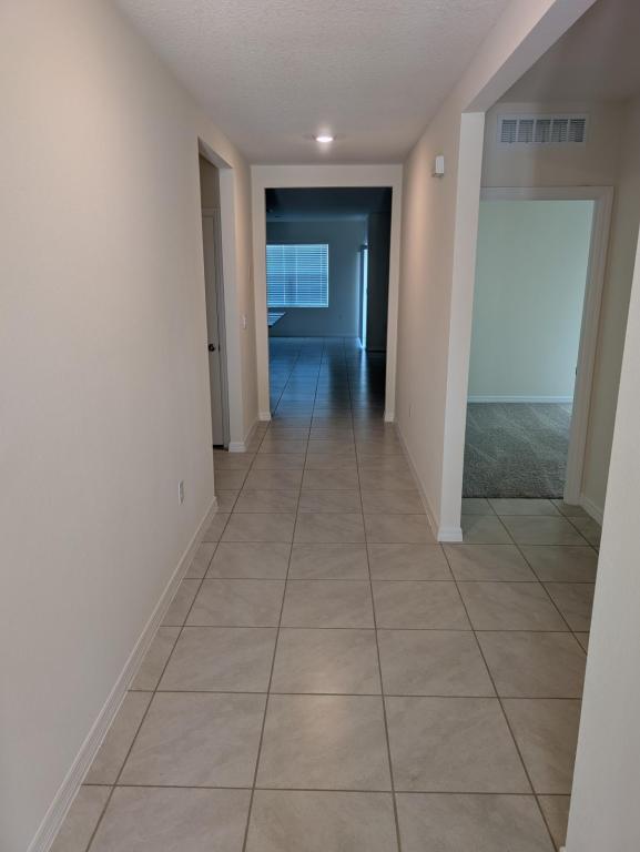 Foto del edificio - 1339 Lawndale Ct