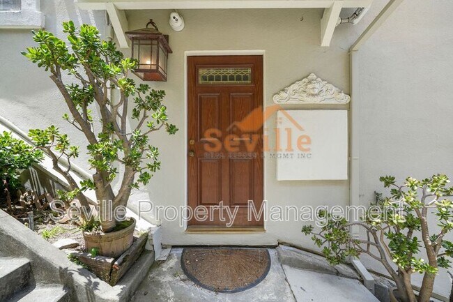 Foto del edificio - 569 Merritt Ave
