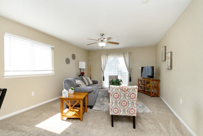 Building Photo - 1401 Sundance Dr