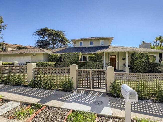 Building Photo - 1211 W Muirlands Dr