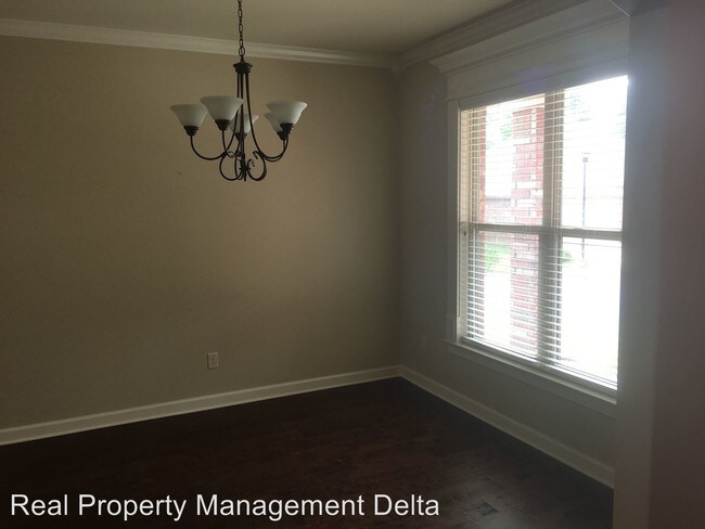Building Photo - 4 br, 2.5 bath House - 14 Eds Lane