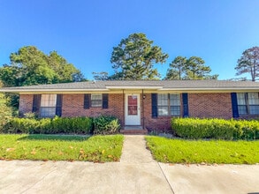 Building Photo - 113 Ellis Rd