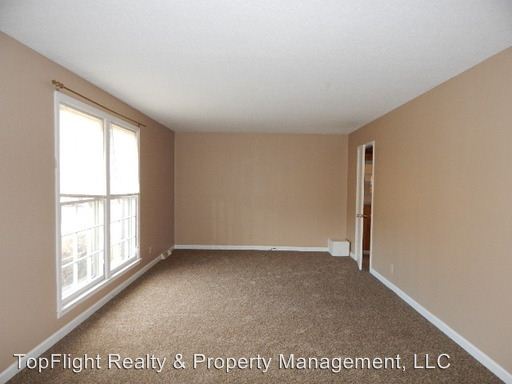 Building Photo - 310 Chateauroux Dr