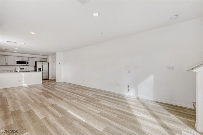 Foto del edificio - 12186 Scarlet Ember Rd