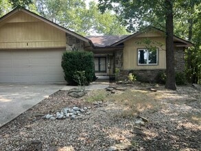 Building Photo - 1 Curry Ln