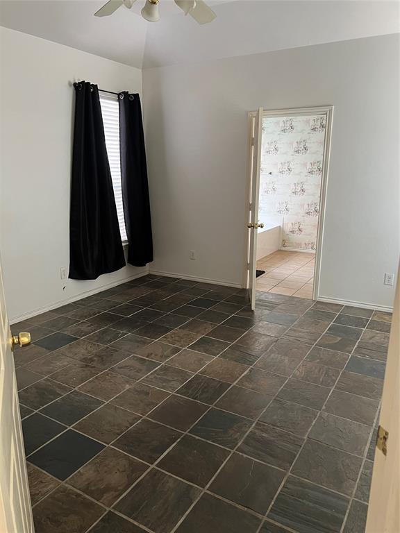 Building Photo - 21415 Grand Hollow Ln