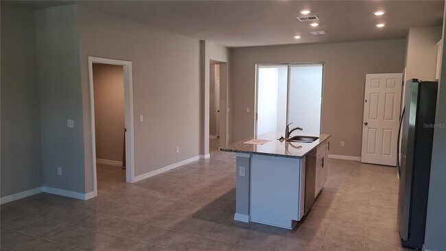 Foto del edificio - 1591 Grand Rue Dr
