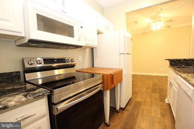 Building Photo - 35552 E Atlantic Cir